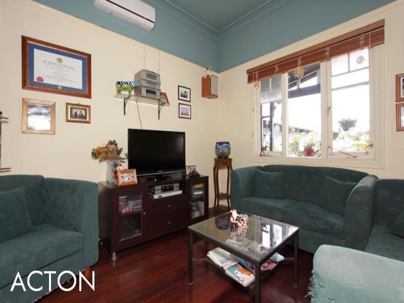 117 Basinghall Street, East Victoria Park WA 6101
