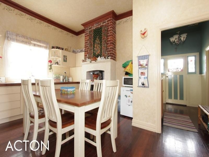 117 Basinghall Street, East Victoria Park WA 6101