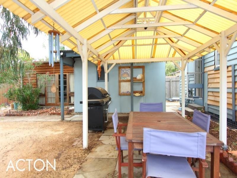 117 Basinghall Street, East Victoria Park WA 6101