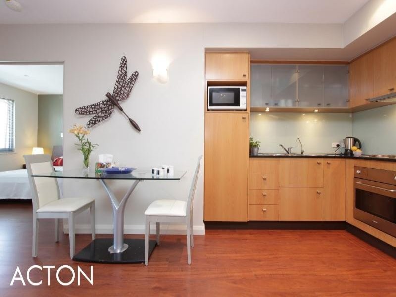 17/23 Bowman Street, South Perth WA 6151