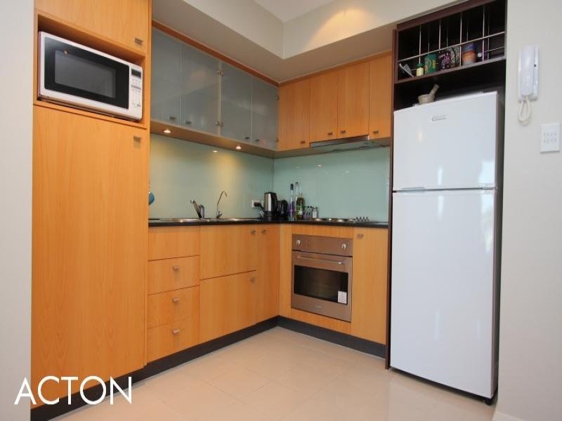 17/23 Bowman Street, South Perth WA 6151