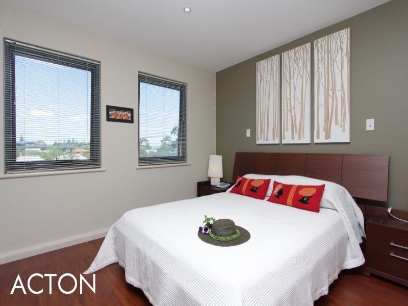 17/23 Bowman Street, South Perth WA 6151