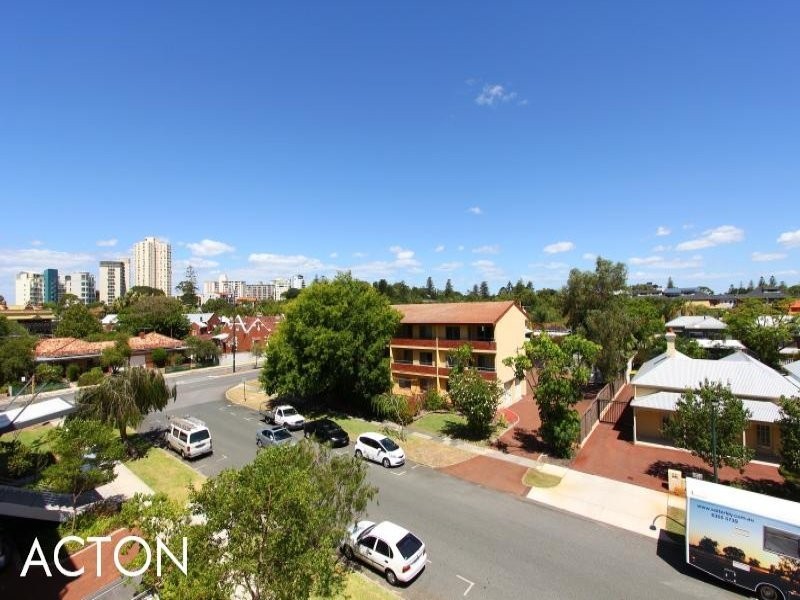 17/23 Bowman Street, South Perth WA 6151