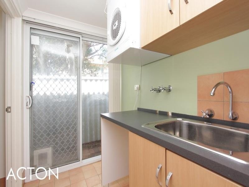 12B Gresham Street, Victoria Park WA 6100