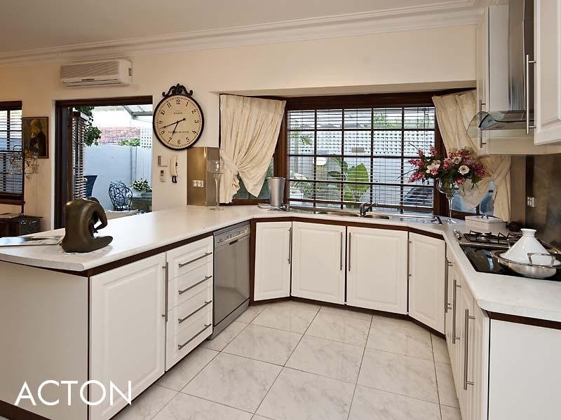 5/19 Karoo Street, South Perth WA 6151