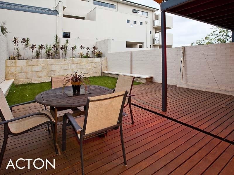 2/5 Rose Avenue, South Perth WA 6151