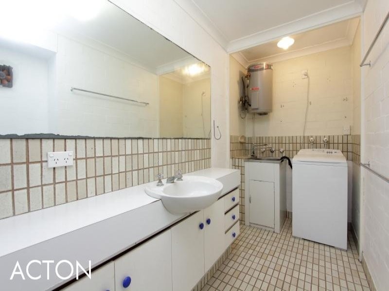 30/22 King George Street, Victoria Park WA 6100