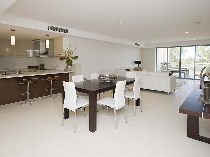 1 Tanunda Drive, Rivervale WA 6103