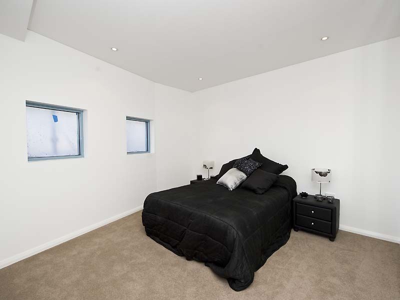 1 Tanunda Drive, Rivervale WA 6103