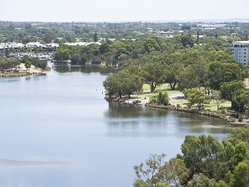 1 Tanunda Drive, Rivervale WA 6103