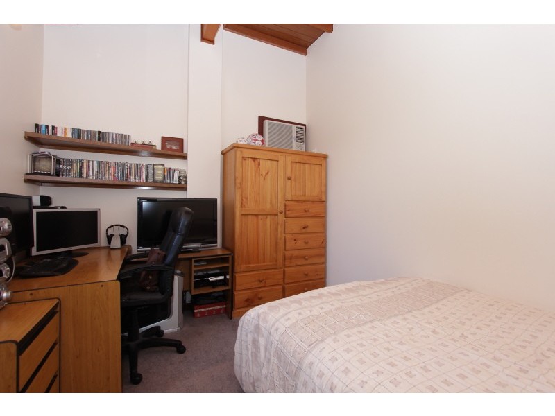 3 Batavia Way, Salter Point WA 6152