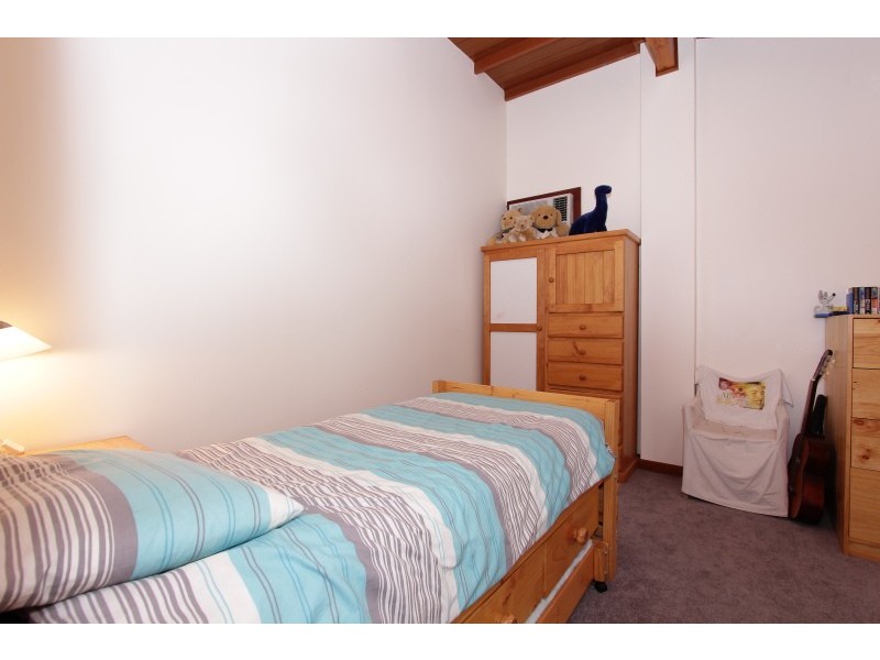 3 Batavia Way, Salter Point WA 6152
