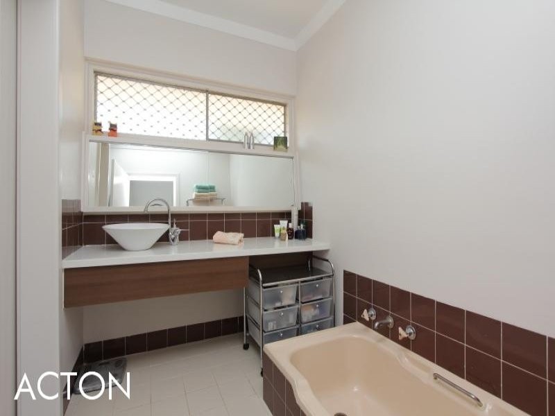 17A Eureka Road, Wilson WA 6107