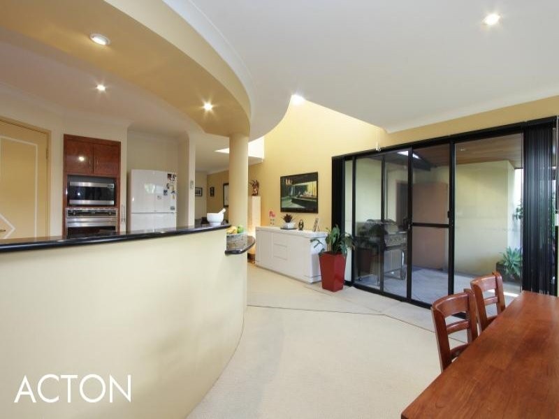 62B Sunbury Road, Victoria Park WA 6100