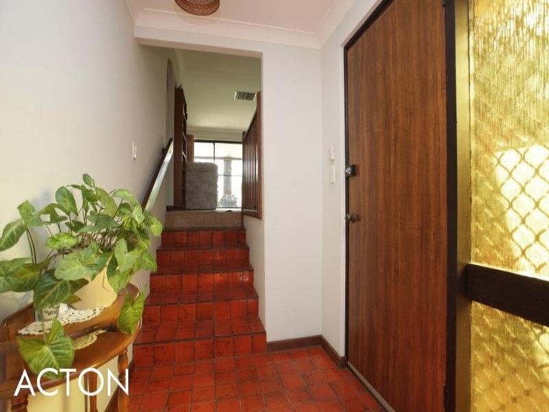 4A Etna Place, Rossmoyne WA 6148