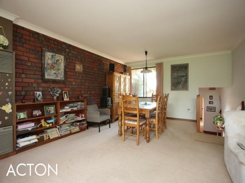 4A Etna Place, Rossmoyne WA 6148