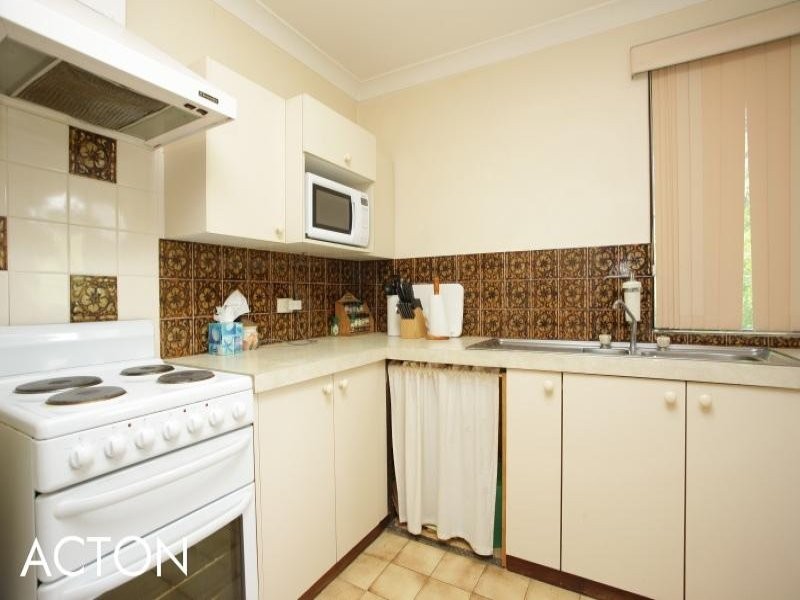 4A Etna Place, Rossmoyne WA 6148