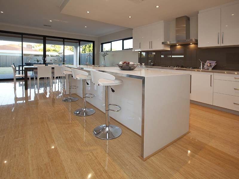 122A Lockhart Street Street, Como WA 6152