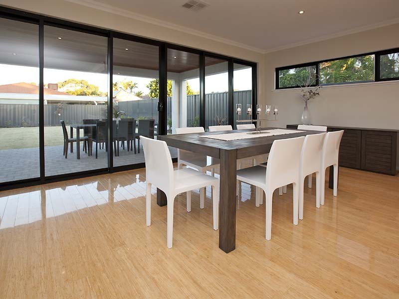 122A Lockhart Street Street, Como WA 6152