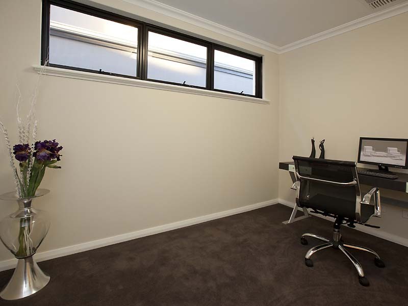 122A Lockhart Street Street, Como WA 6152