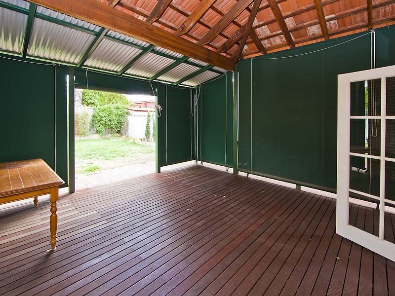 18 David Street, Kensington WA 6151