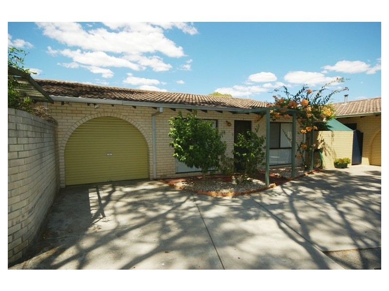 2/3 Eleanor Street, Como WA 6152