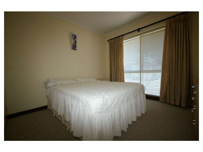 2/3 Eleanor Street, Como WA 6152