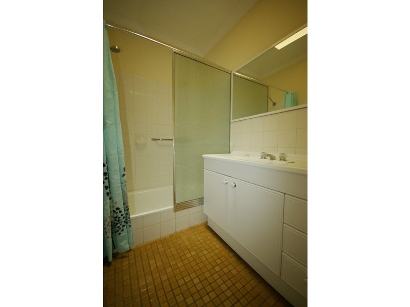 2/3 Eleanor Street, Como WA 6152