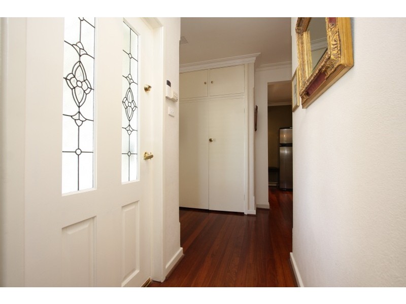 202 Douglas Avenue, Kensington WA 6151