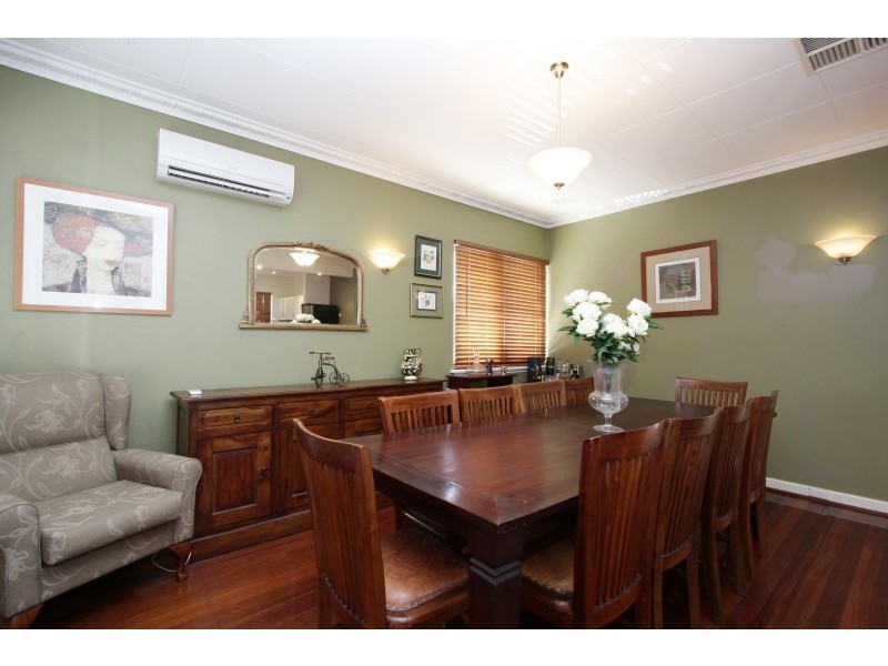 202 Douglas Avenue, Kensington WA 6151