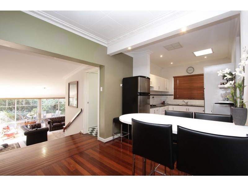 202 Douglas Avenue, Kensington WA 6151