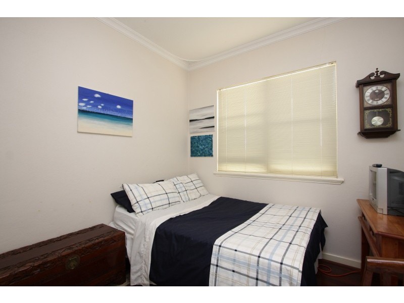 202 Douglas Avenue, Kensington WA 6151