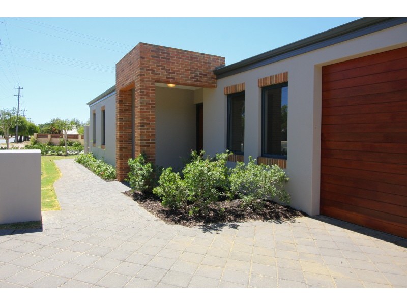 28 Marsh Avenue, Manning WA 6152