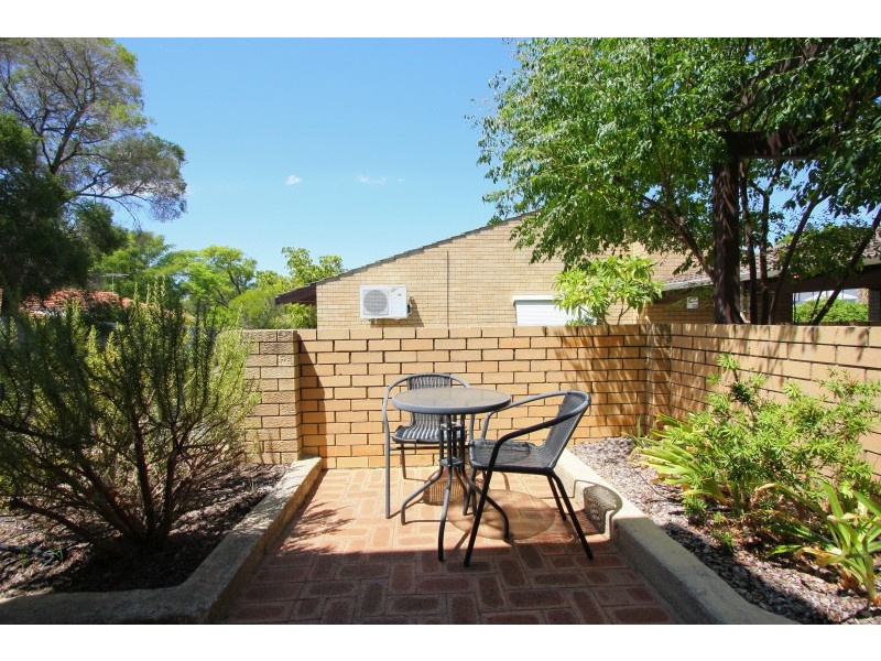 4/9 Strickland Street, South Perth WA 6151