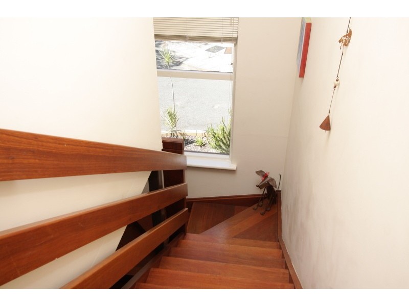 4/9 Strickland Street, South Perth WA 6151