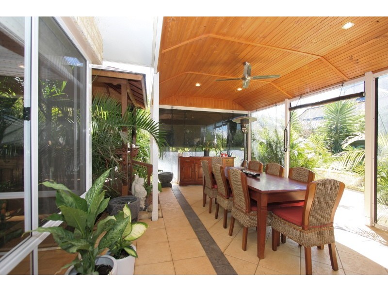 5 McNess Glade, Salter Point WA 6152