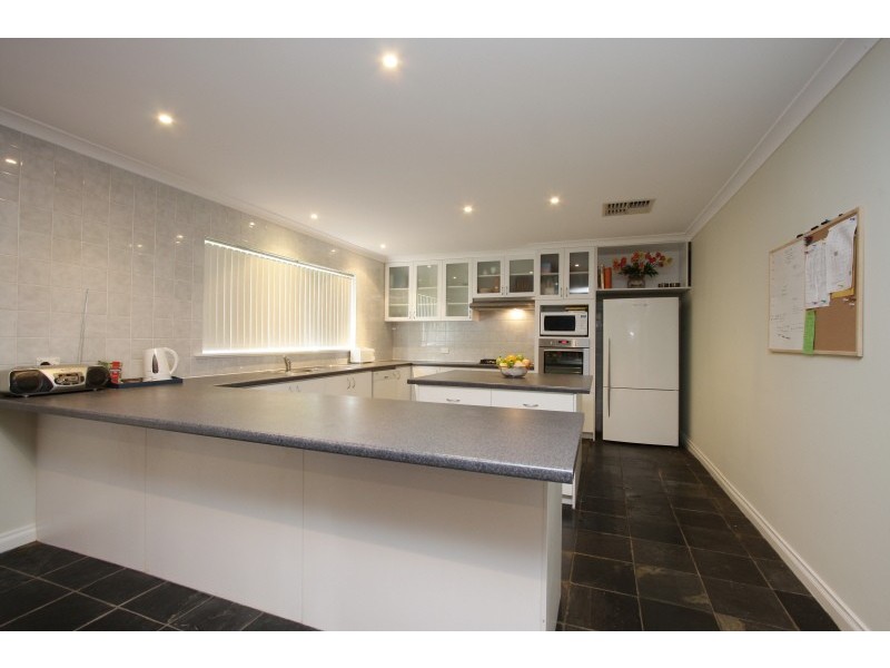 7 Seventh Avenue, Kensington WA 6151