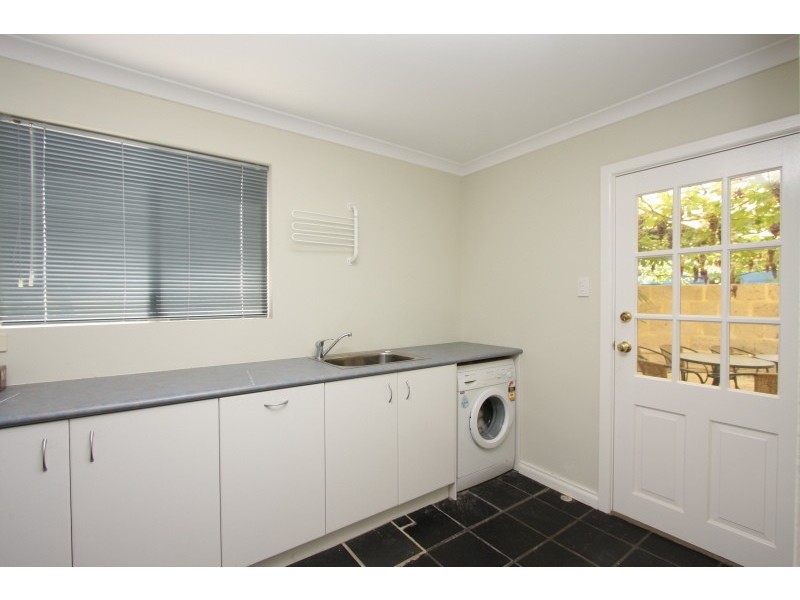 7 Seventh Avenue, Kensington WA 6151