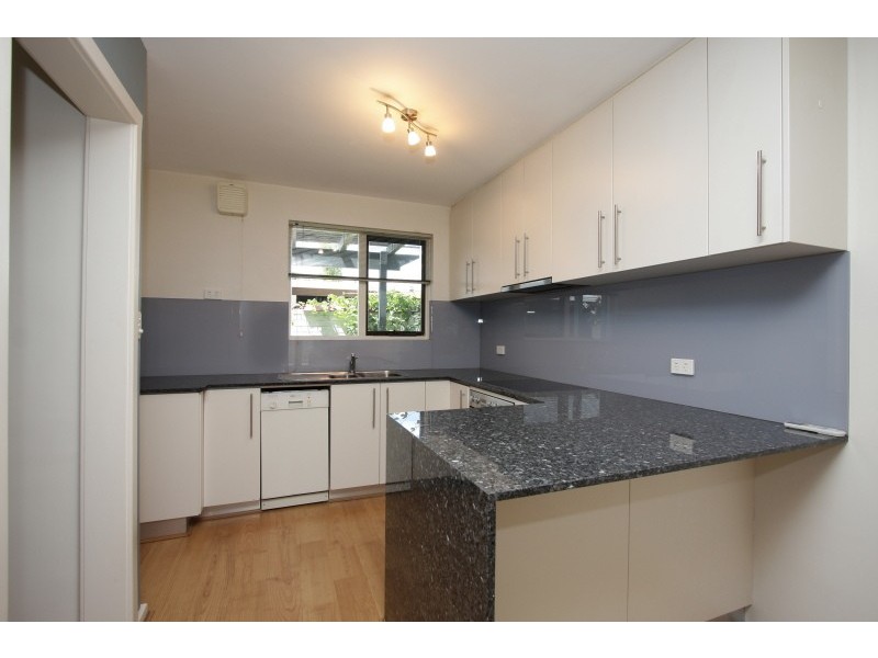 2/139 Melville Parade, Como WA 6152