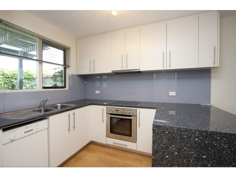 2/139 Melville Parade, Como WA 6152