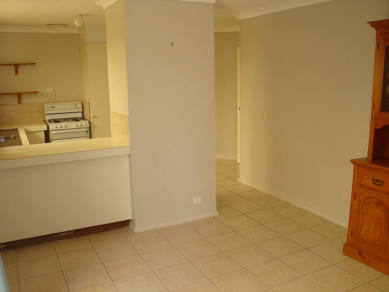 2/231 Berwick Street, Victoria Park WA 6100