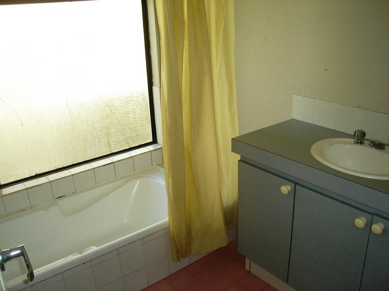 2/231 Berwick Street, Victoria Park WA 6100