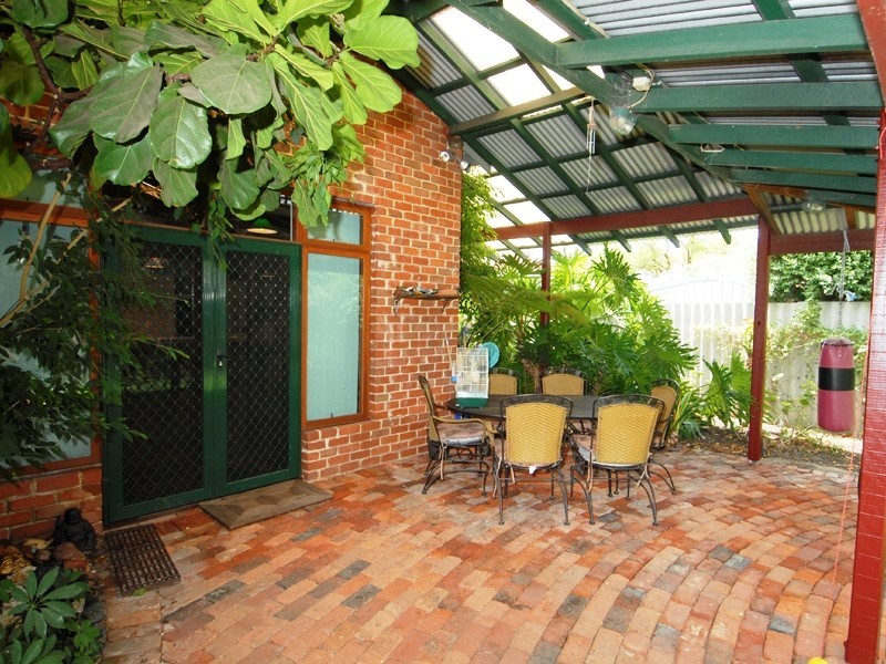 44 Balmoral Street, East Victoria Park WA 6101