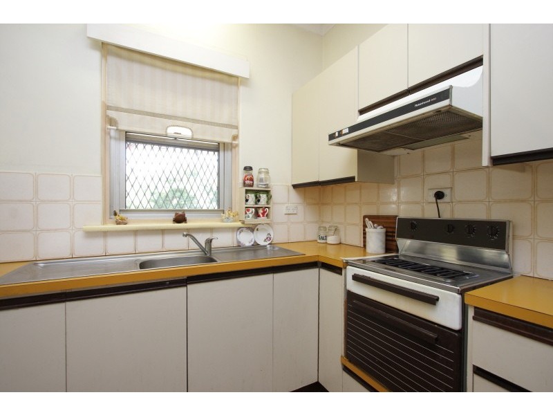 52B Leonora Street, Como WA 6152