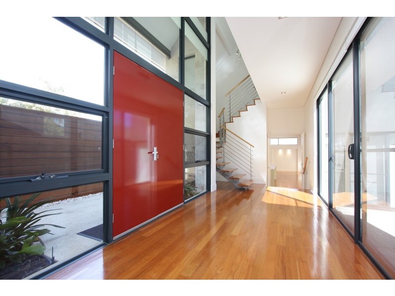 77a Robert, Como WA 6152