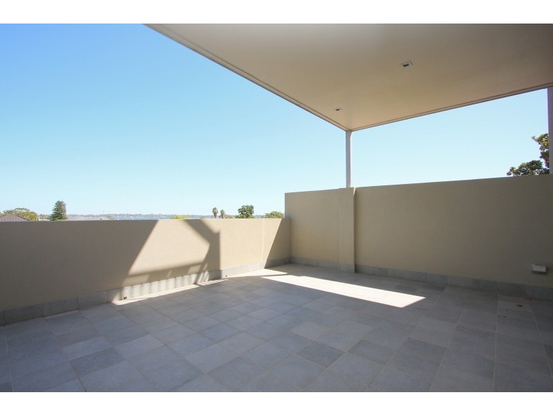 77a Robert, Como WA 6152