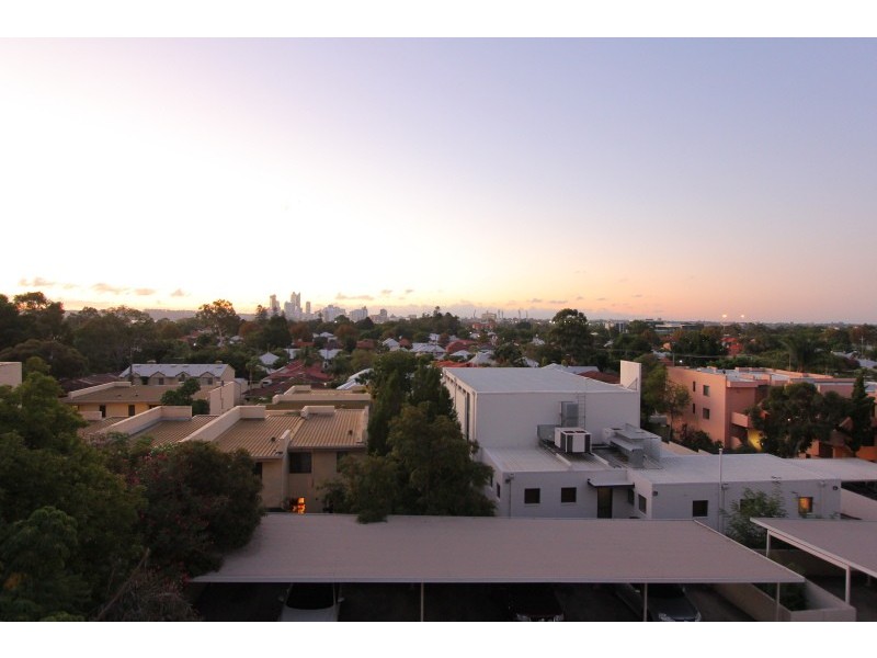 K19/45 King George Street, Victoria Park WA 6100
