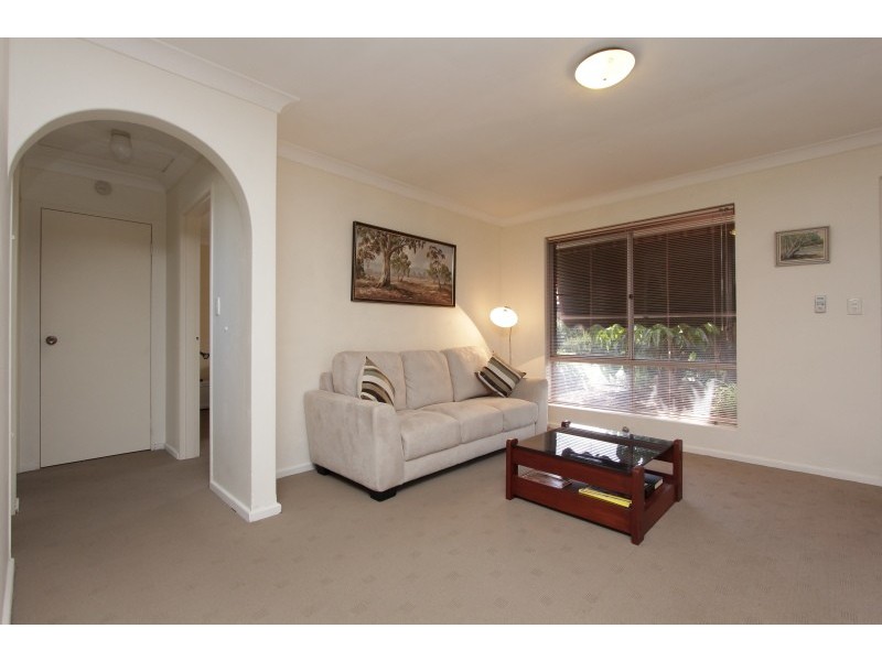 8/188 Fern Road, Wilson WA 6107