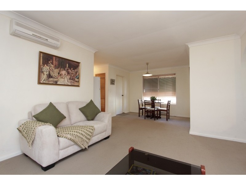 8/188 Fern Road, Wilson WA 6107