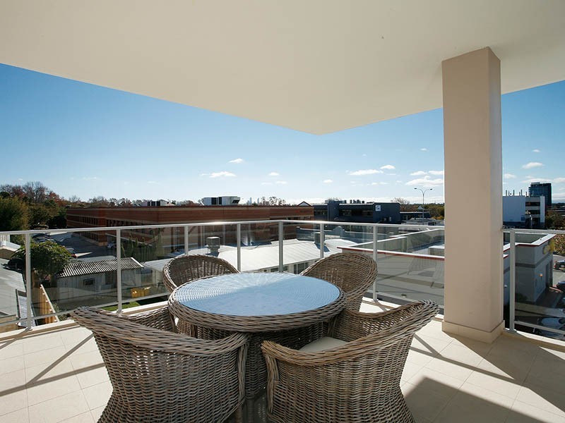 9/880-882 Canning Highway, Applecross WA 6153